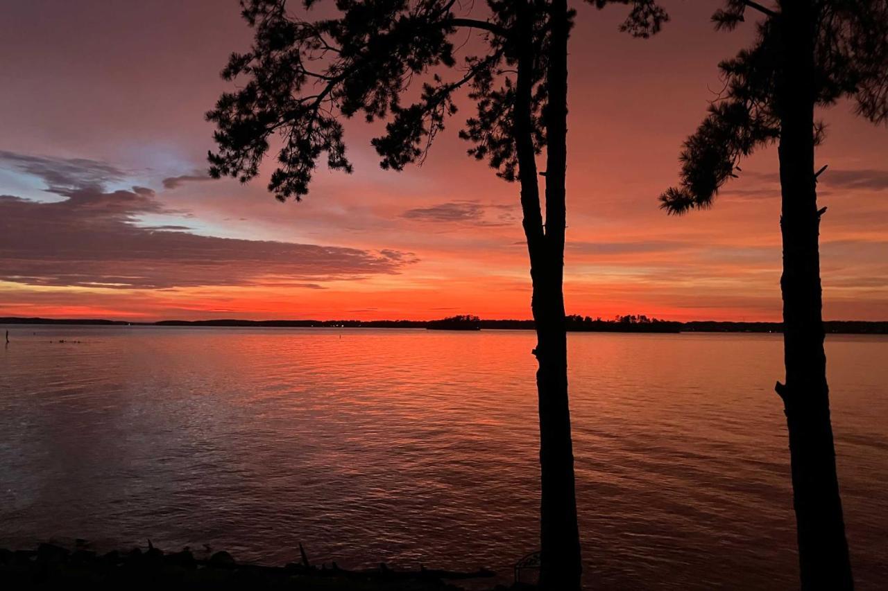 Gilbert Lakefront Retreat With Private Dock! Hollywood Point Εξωτερικό φωτογραφία