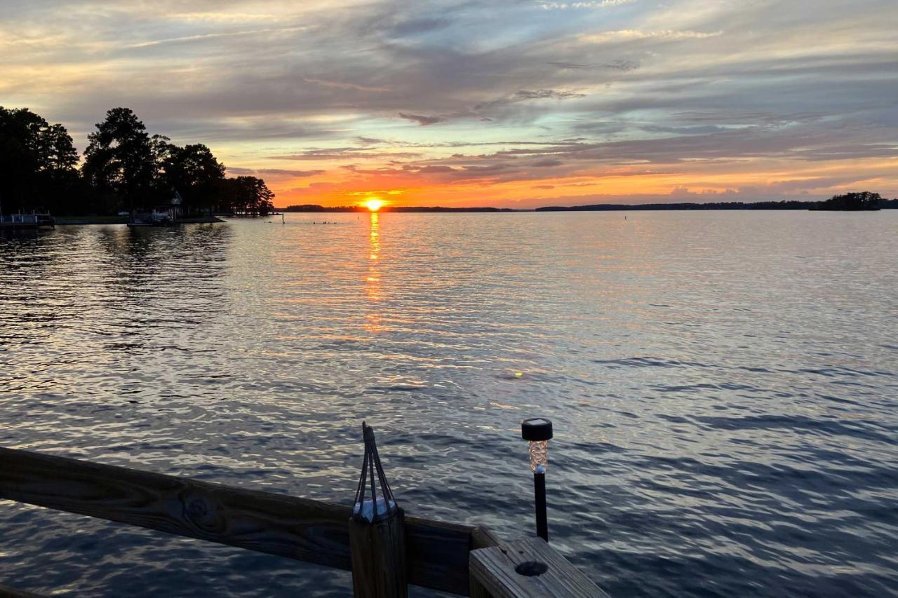Gilbert Lakefront Retreat With Private Dock! Hollywood Point Εξωτερικό φωτογραφία